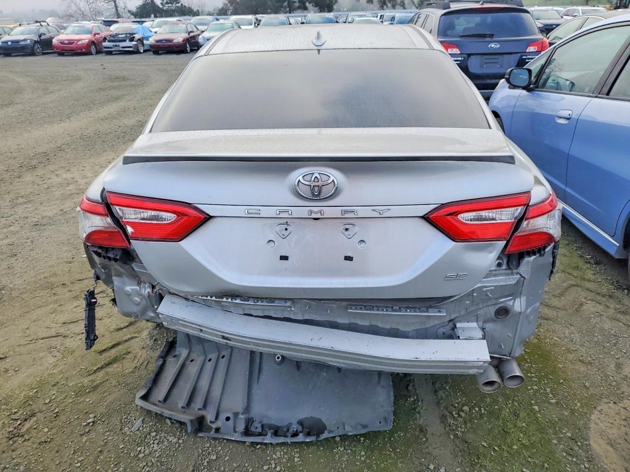 2019 TOYOTA CAMRY