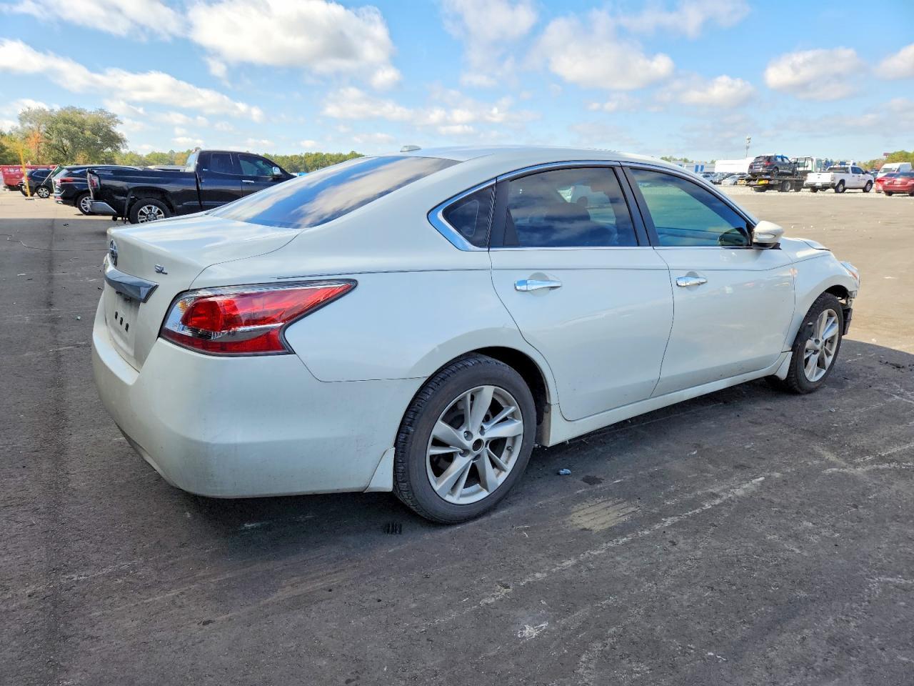 2015 NISSAN ALTIMA