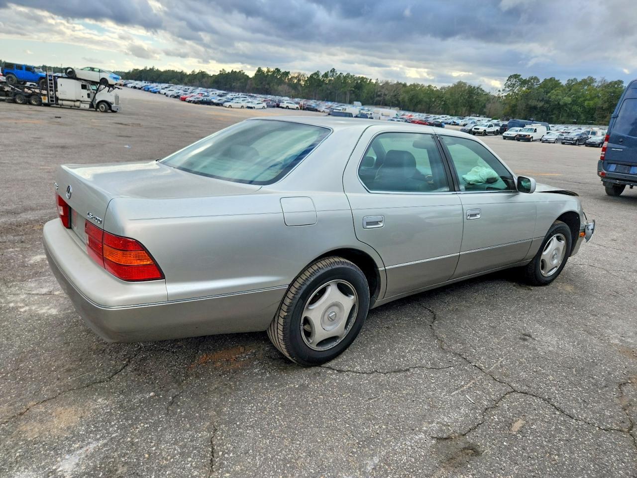 2000 LEXUS Ls 400