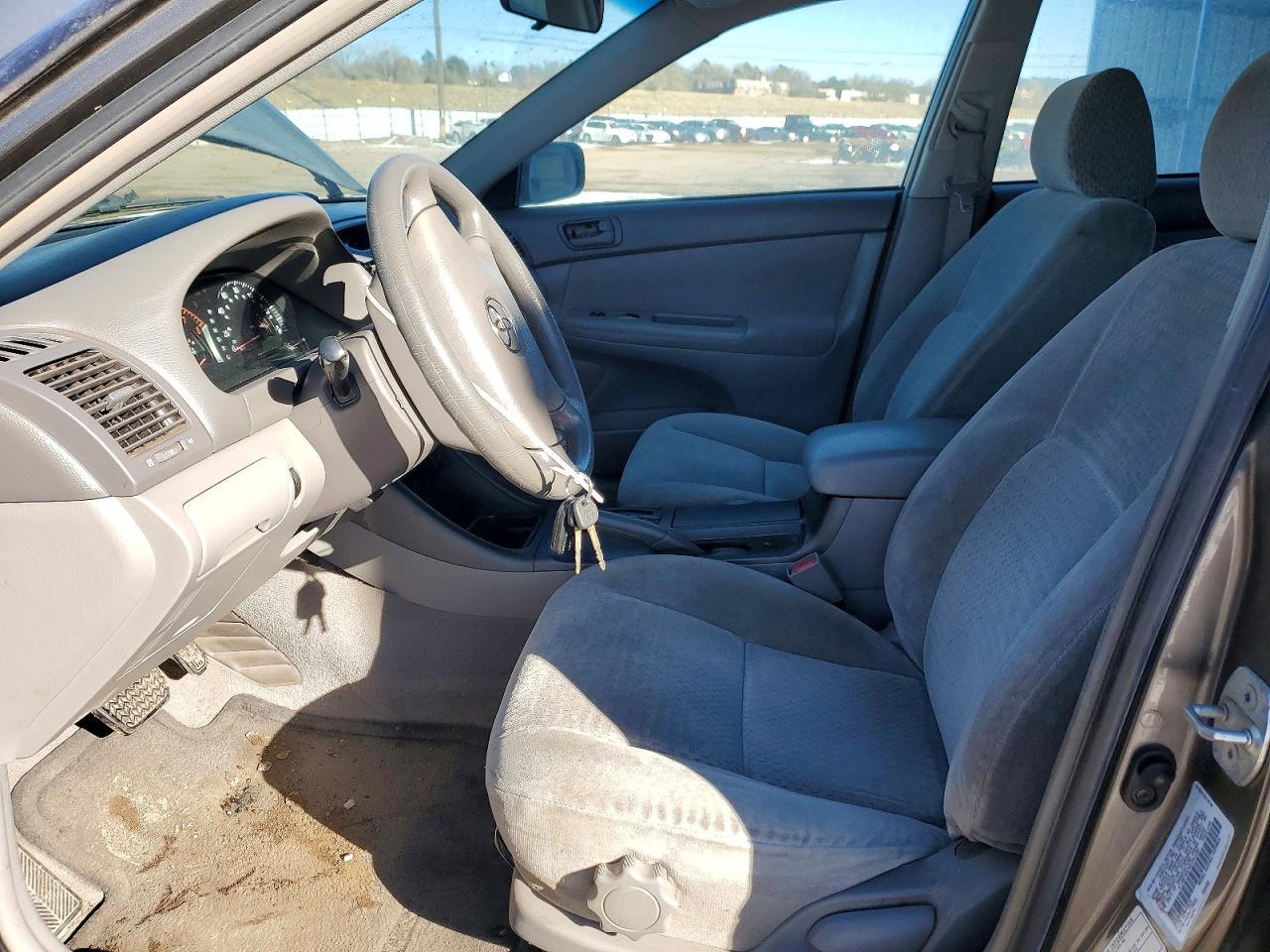 2002 TOYOTA CAMRY
