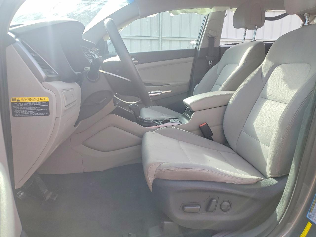 2017 HYUNDAI TUCSON