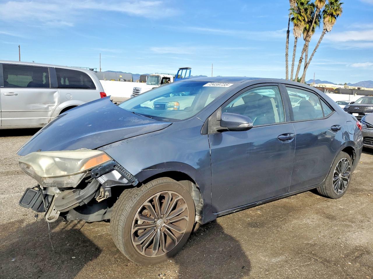 2015 TOYOTA COROLLA