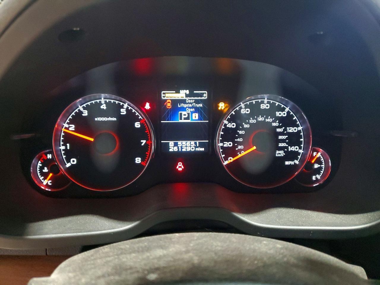 2013 SUBARU Outback