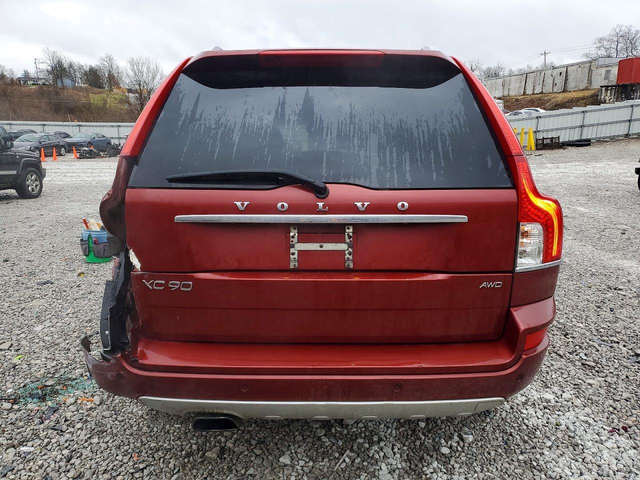 2013 VOLVO XC90