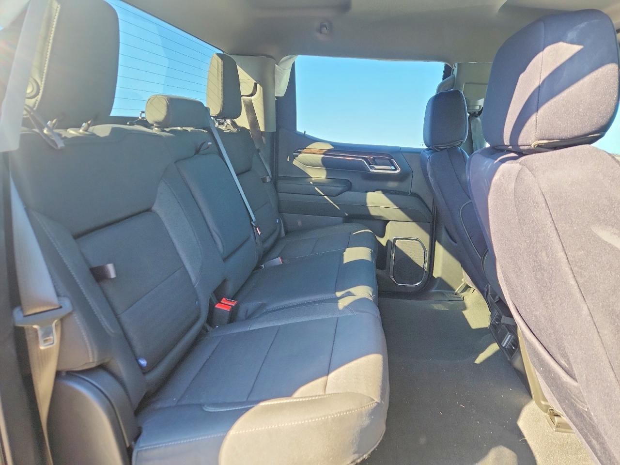 2024 GMC Sierra