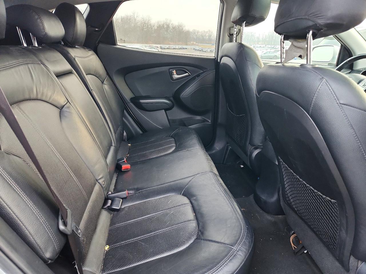 2012 HYUNDAI TUCSON