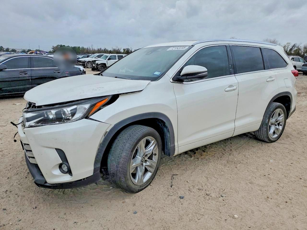 2019 TOYOTA HIGHLANDER
