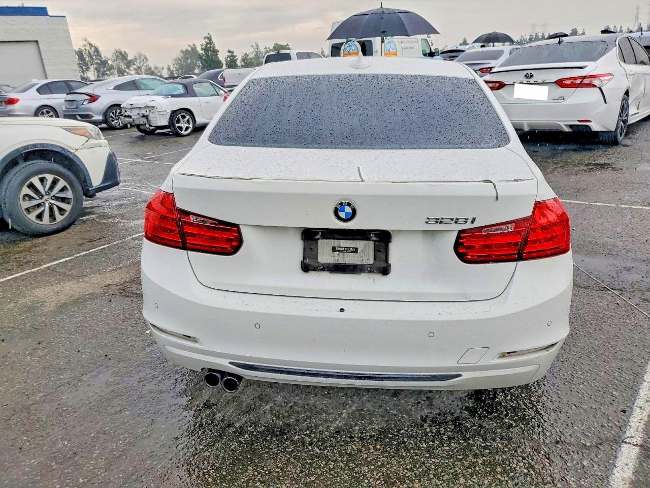 2014 BMW 3 SERIES