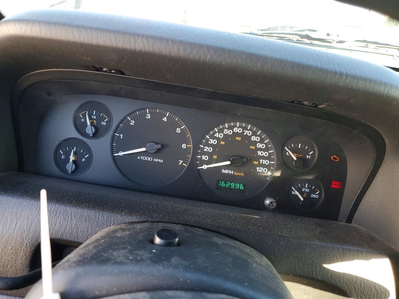 2004 JEEP Grand Cherokee