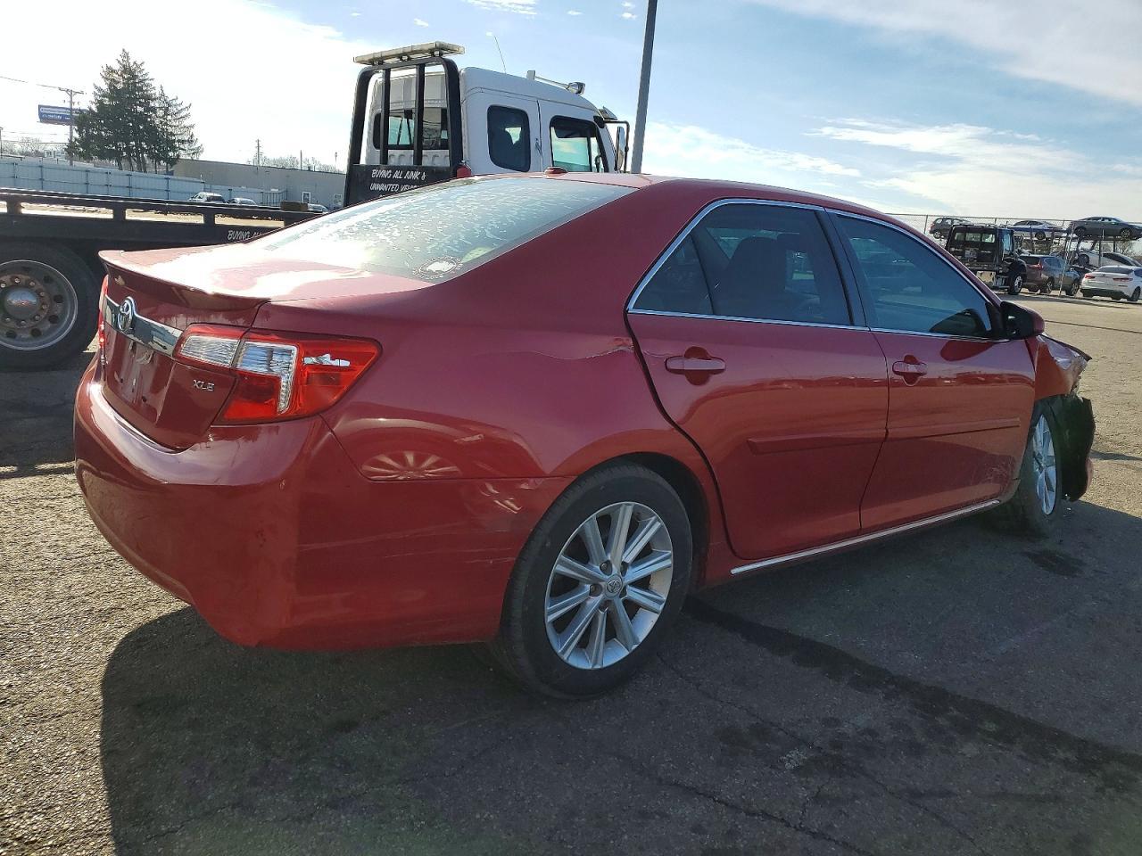 2012 TOYOTA CAMRY