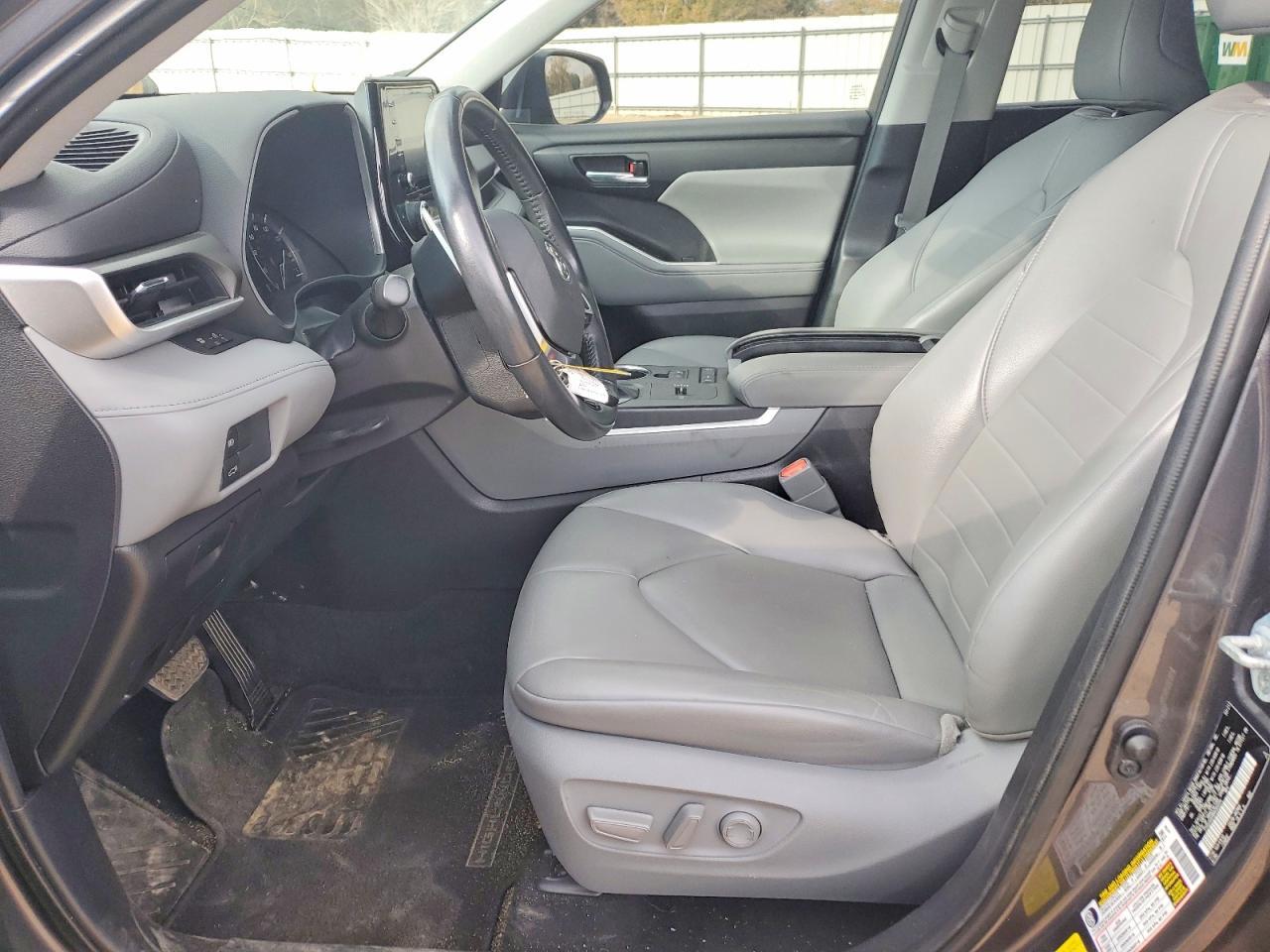 2021 TOYOTA HIGHLANDER