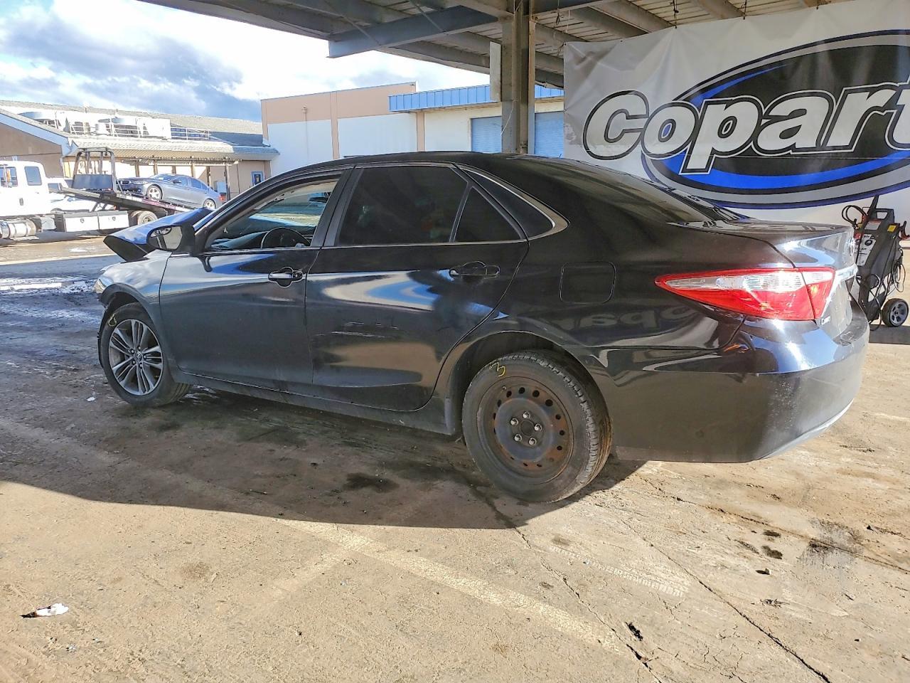 2015 TOYOTA CAMRY