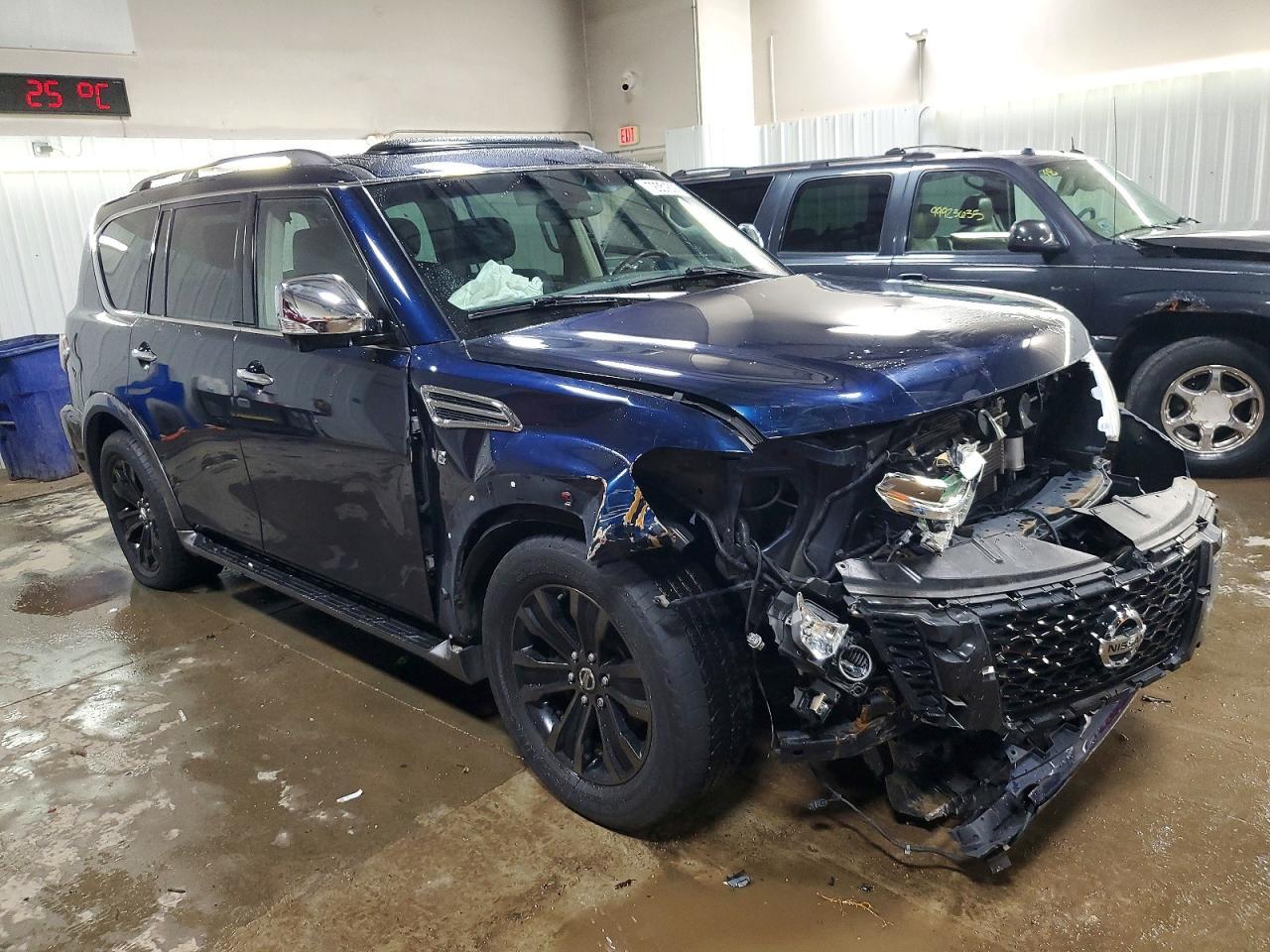 2017 NISSAN Armada