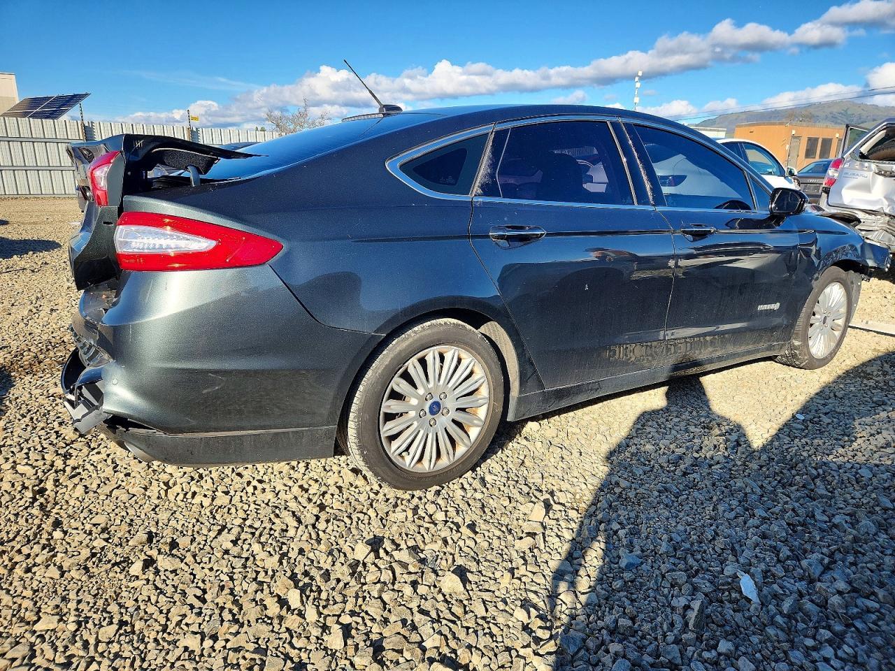 2016 FORD FUSION