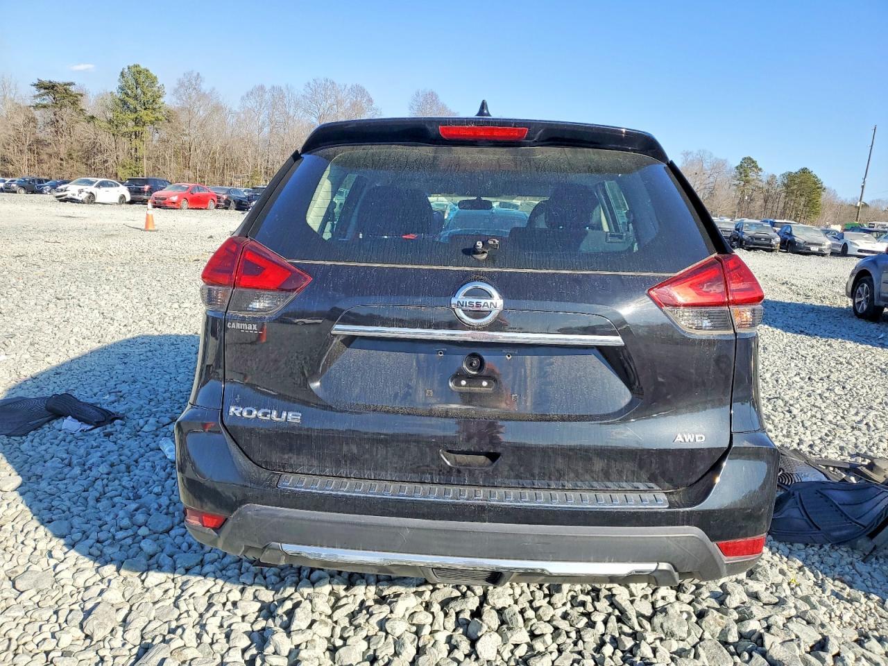 2017 NISSAN ROGUE