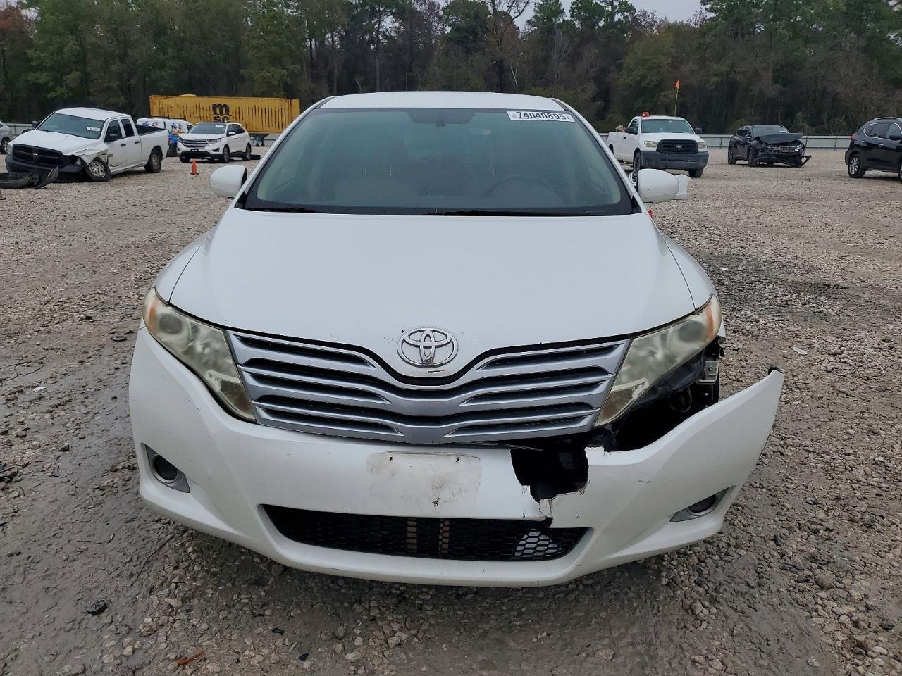 2010 TOYOTA VENZA