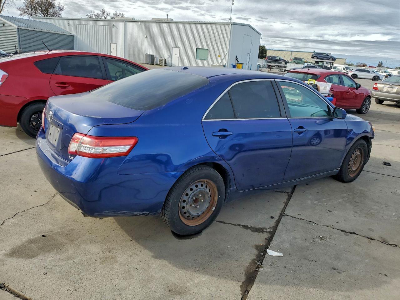 2010 TOYOTA CAMRY