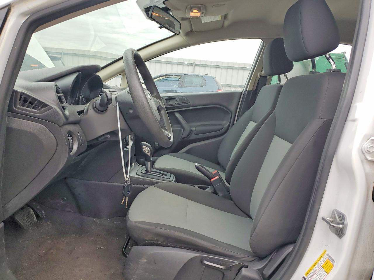 2017 FORD Fiesta