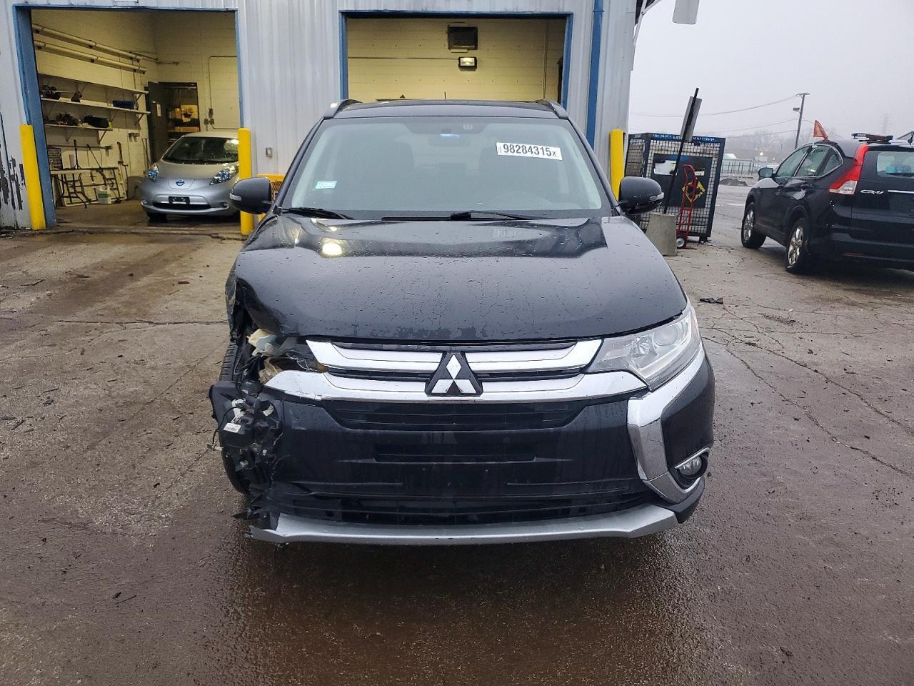 2016 MITSUBISHI outlander