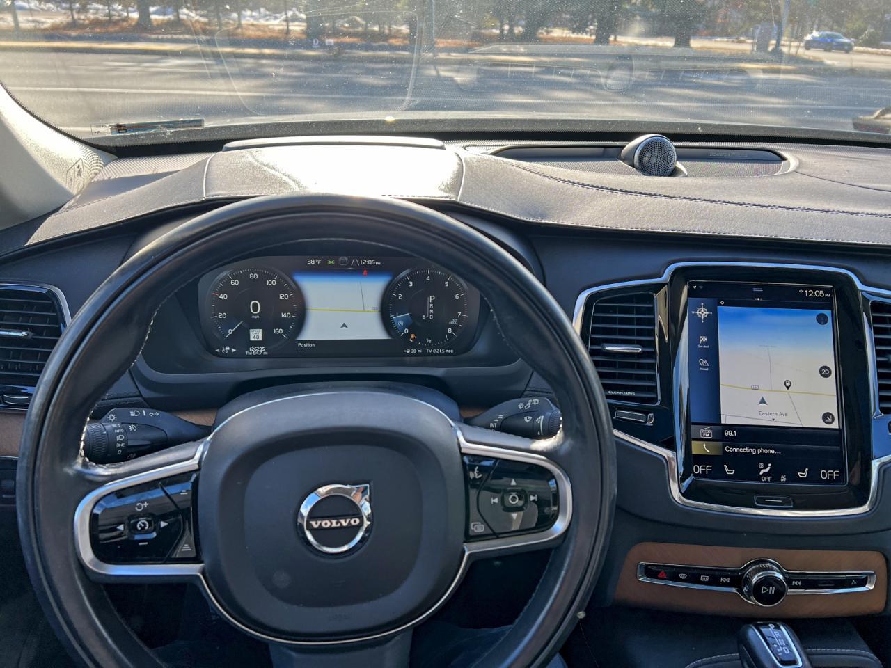 2016 VOLVO XC90