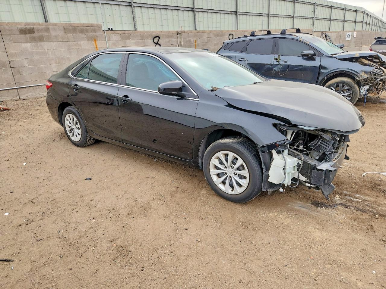 2015 TOYOTA CAMRY