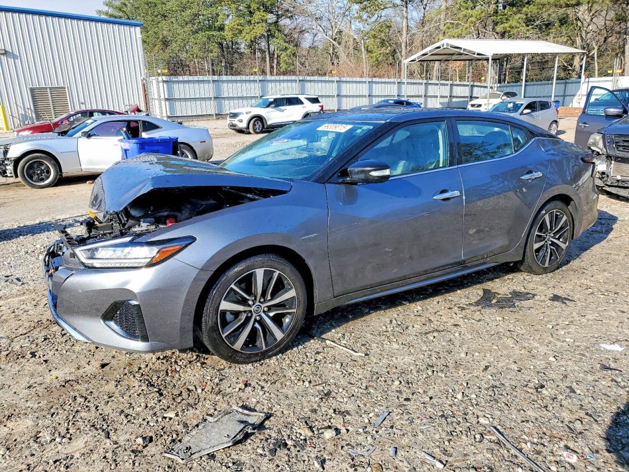 2022 NISSAN Maxima