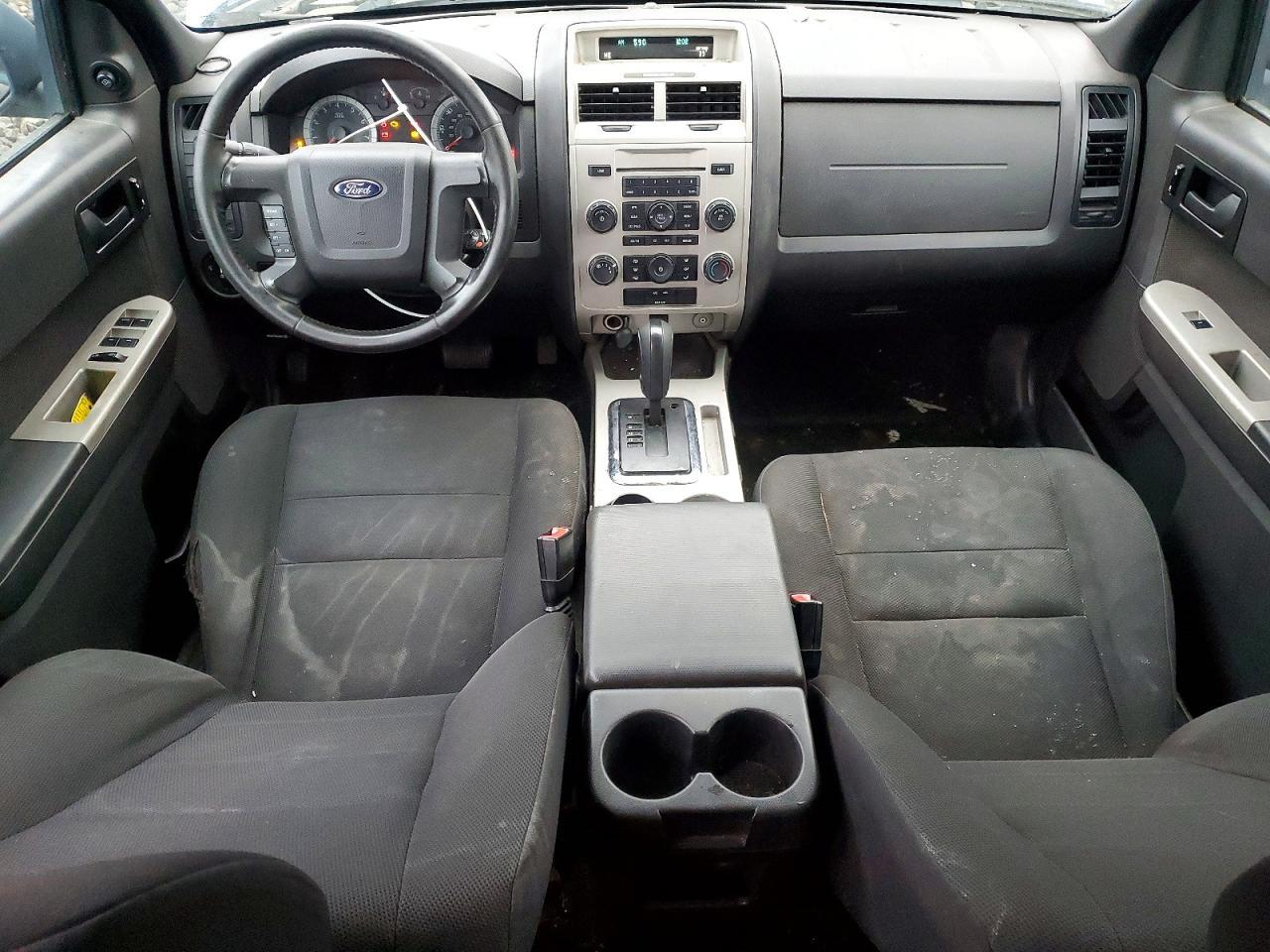 2009 FORD ESCAPE