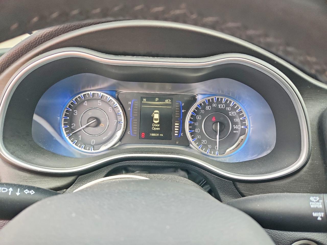 2015 CHRYSLER 200