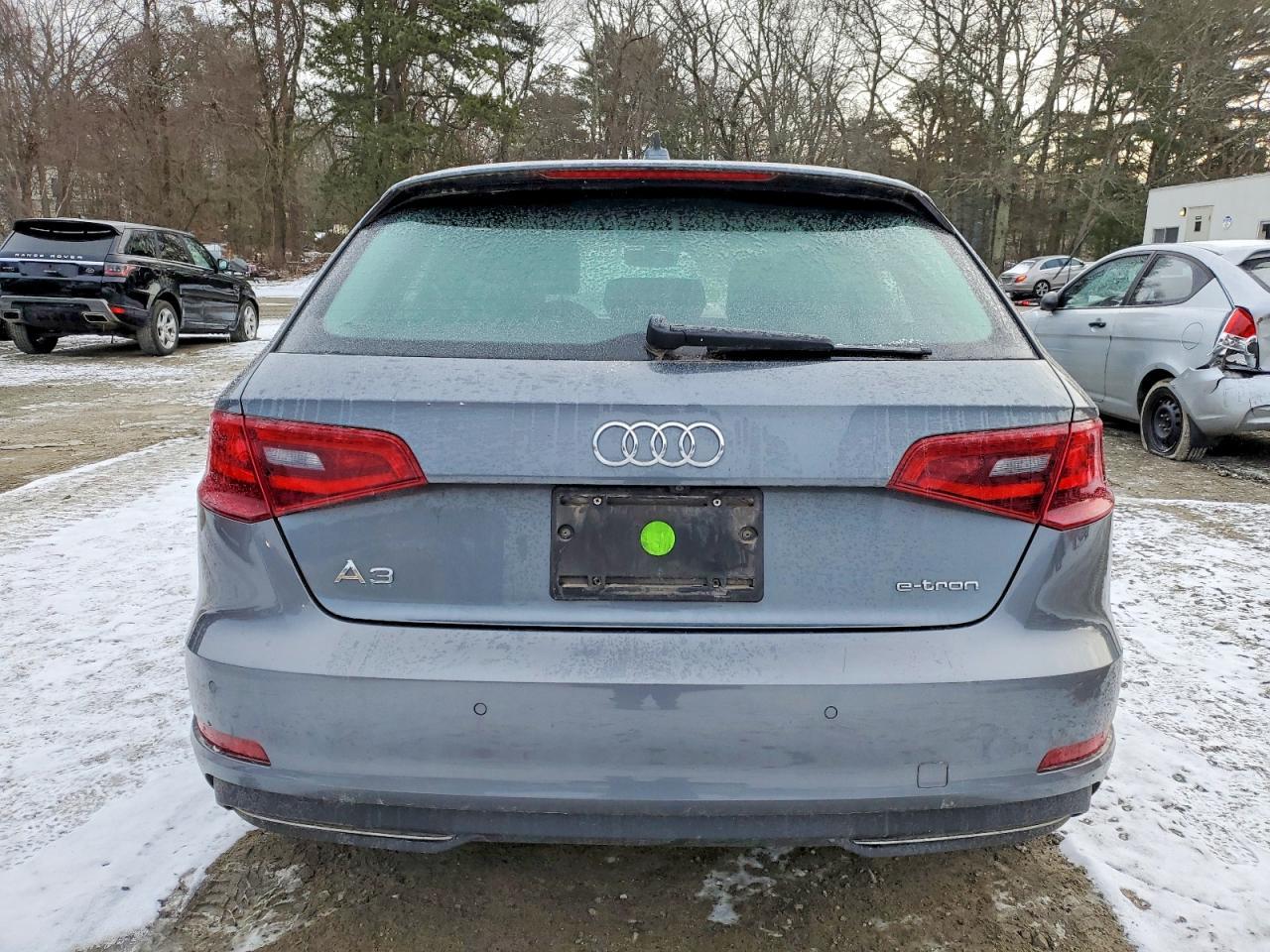 2016 AUDI A3 e-tron