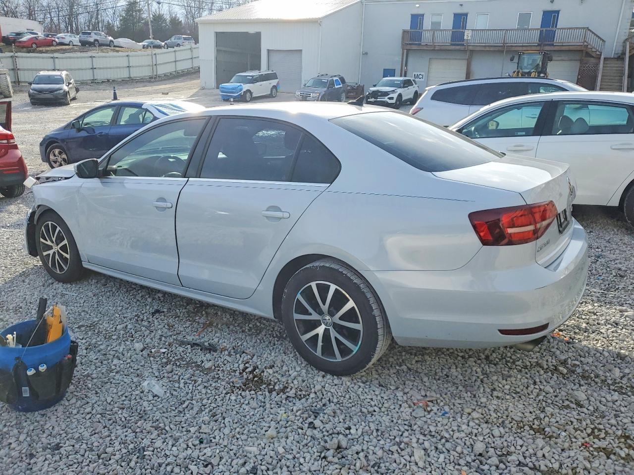 2017 VOLKSWAGEN JETTA