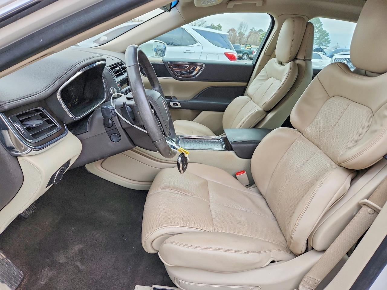2018 LINCOLN Continental
