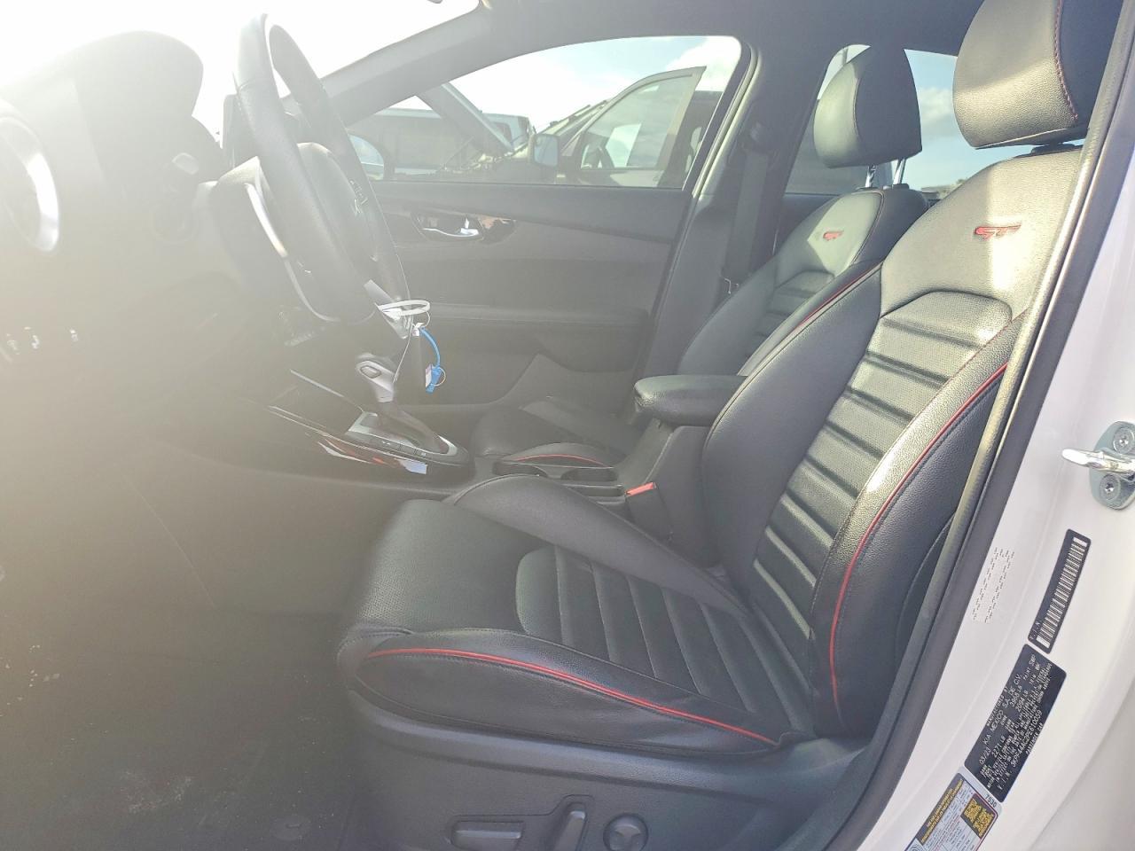 2023 KIA FORTE