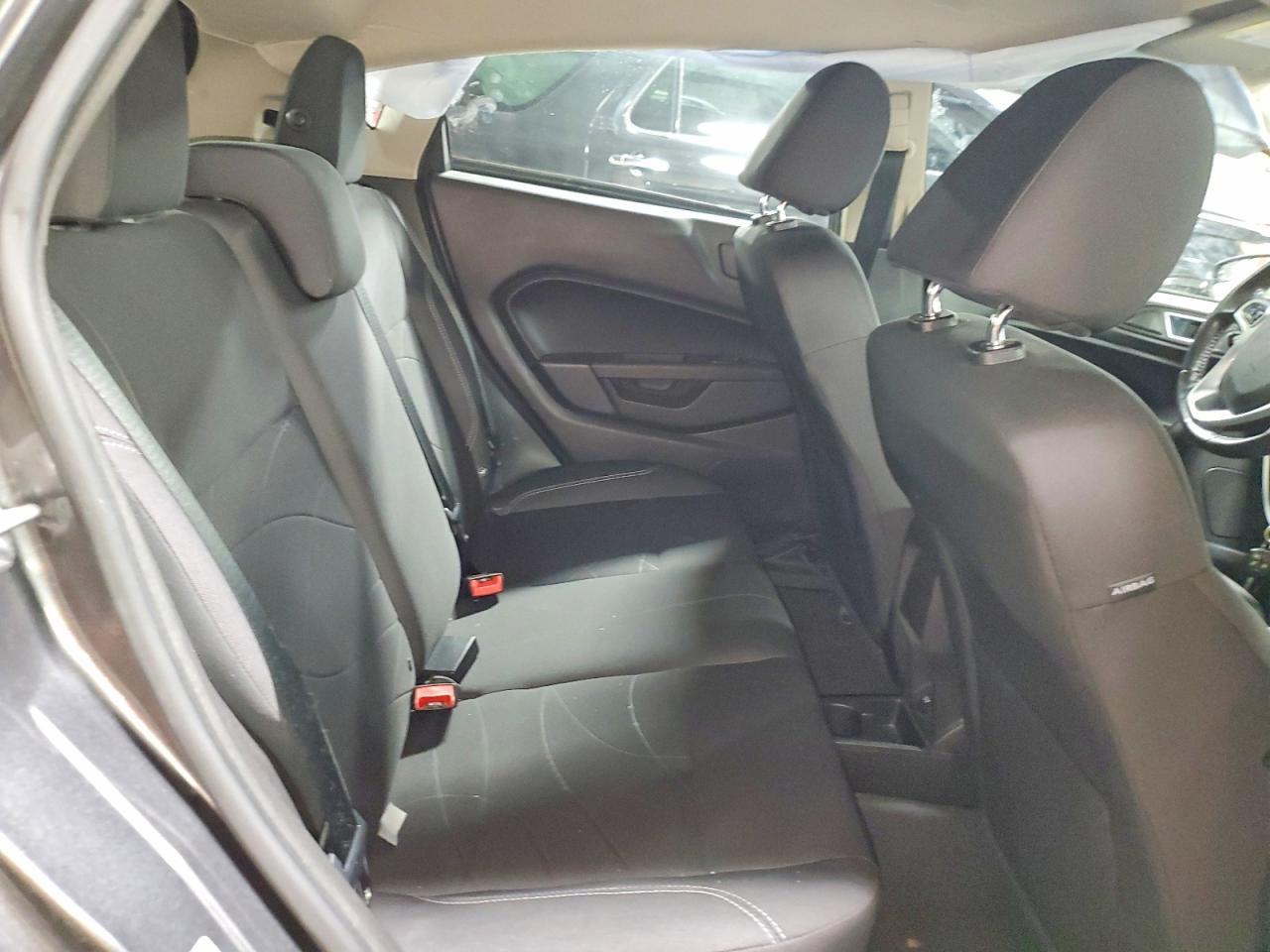 2015 FORD Fiesta