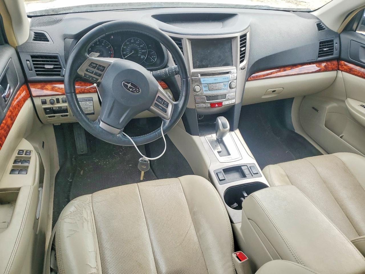 2012 SUBARU Outback
