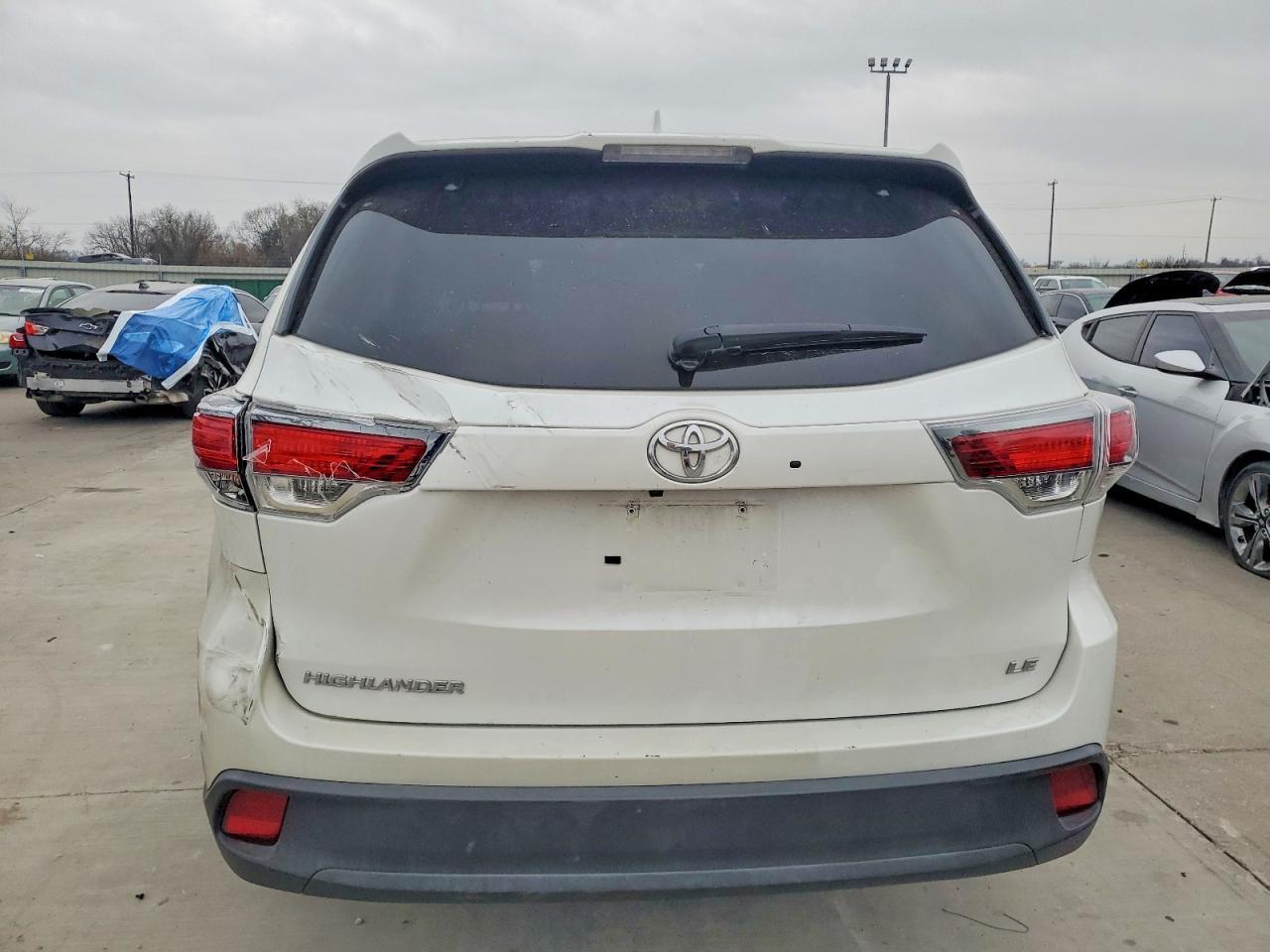 2015 TOYOTA HIGHLANDER