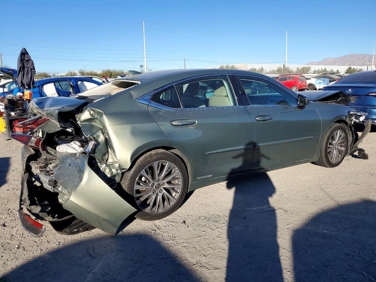 2020 LEXUS ES 300H