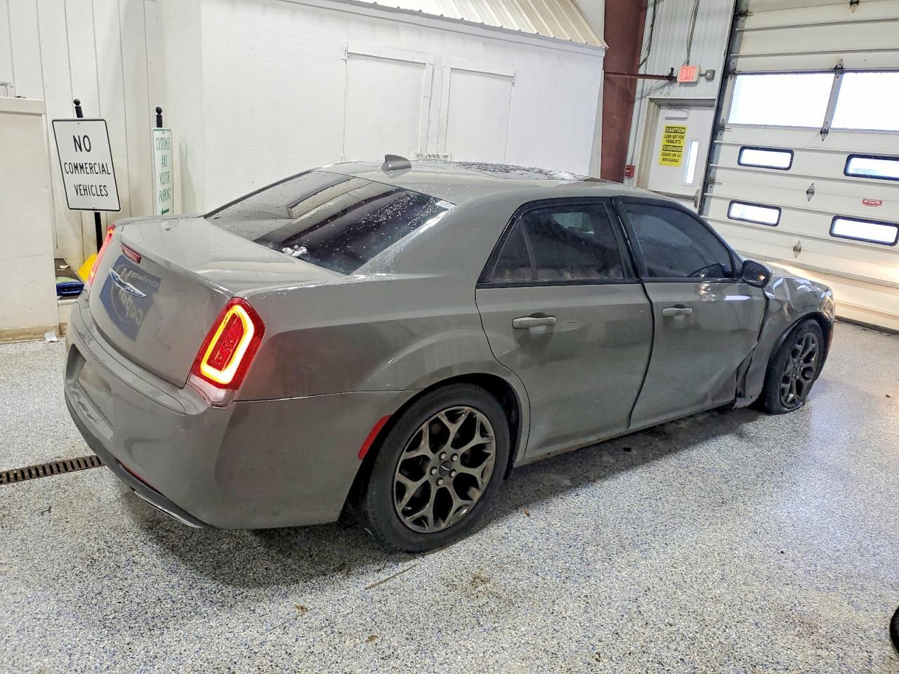 2017 CHRYSLER 300