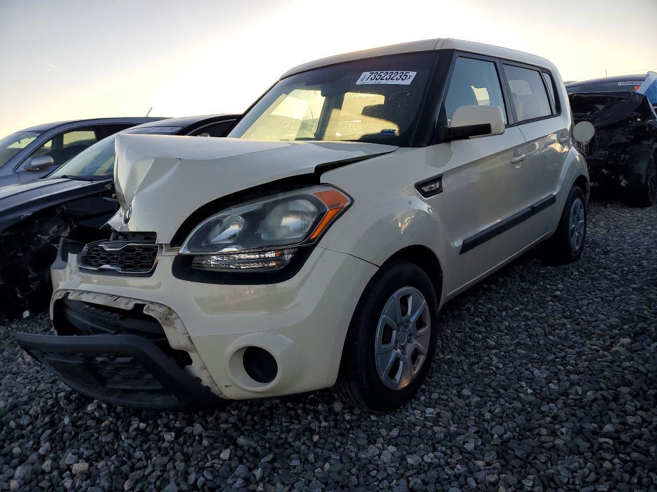 2013 KIA SOUL