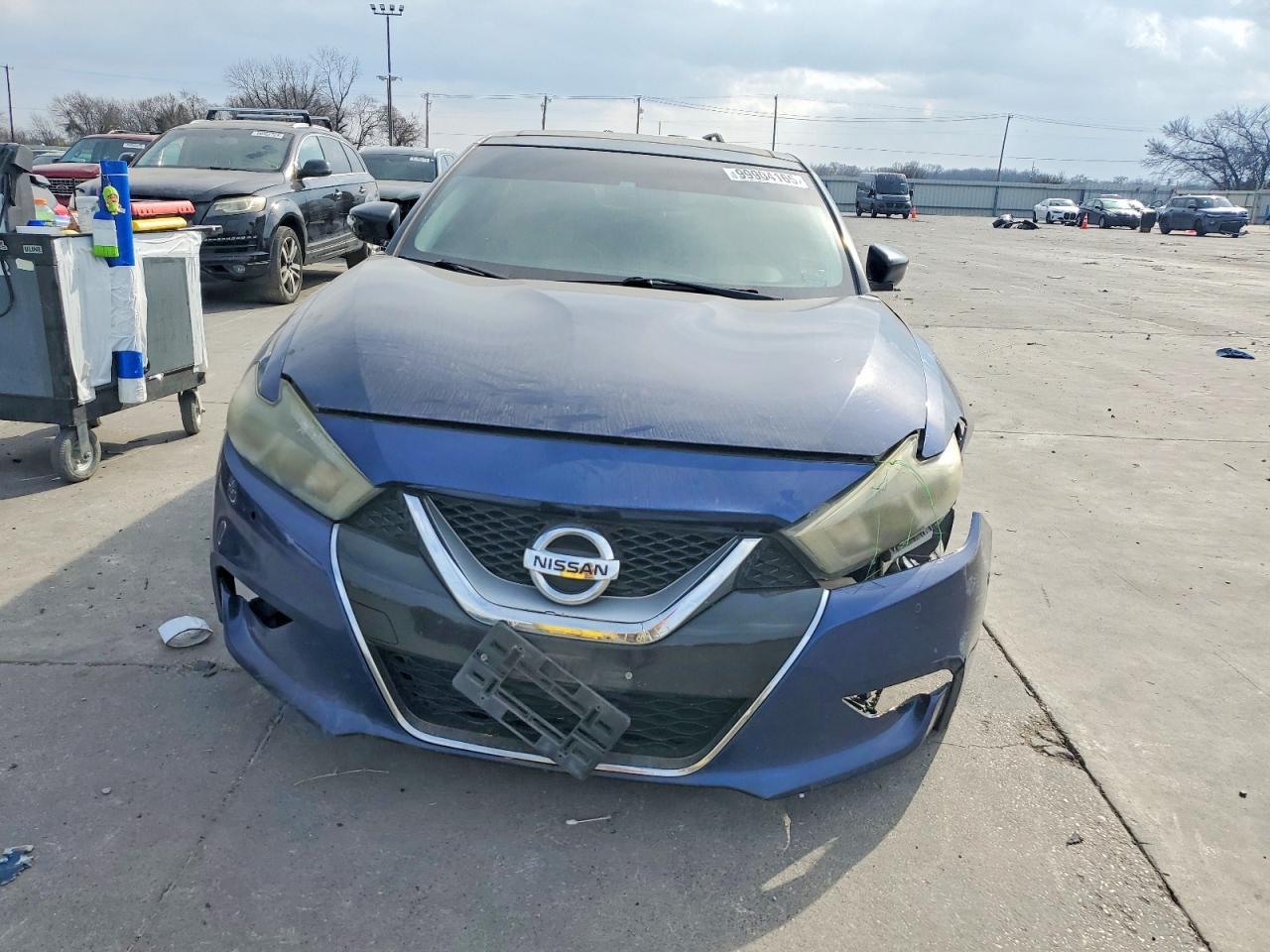 2017 NISSAN Maxima