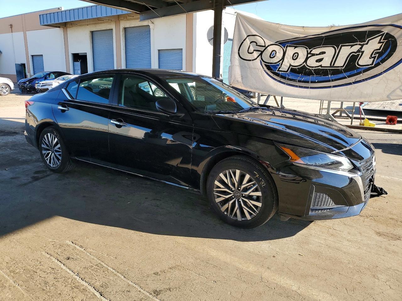 2025 NISSAN ALTIMA