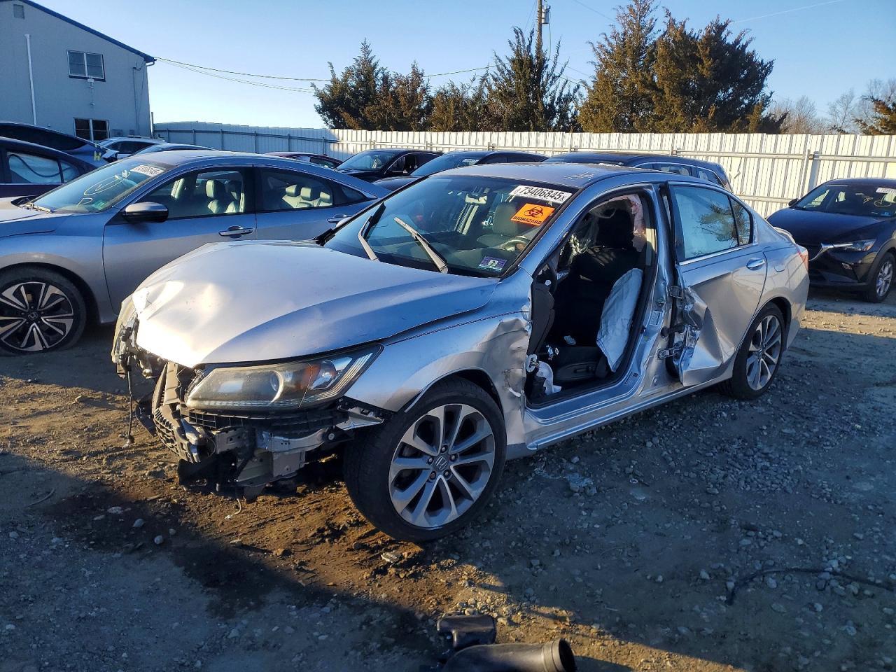 2015 HONDA ACCORD