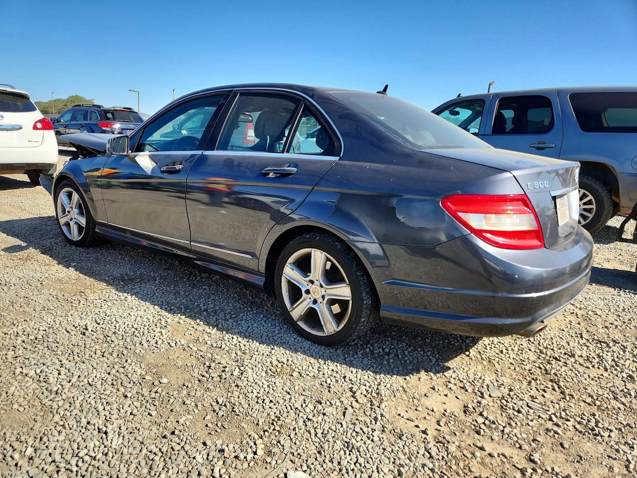 2011 MERCEDES-BENZ C-CLASS