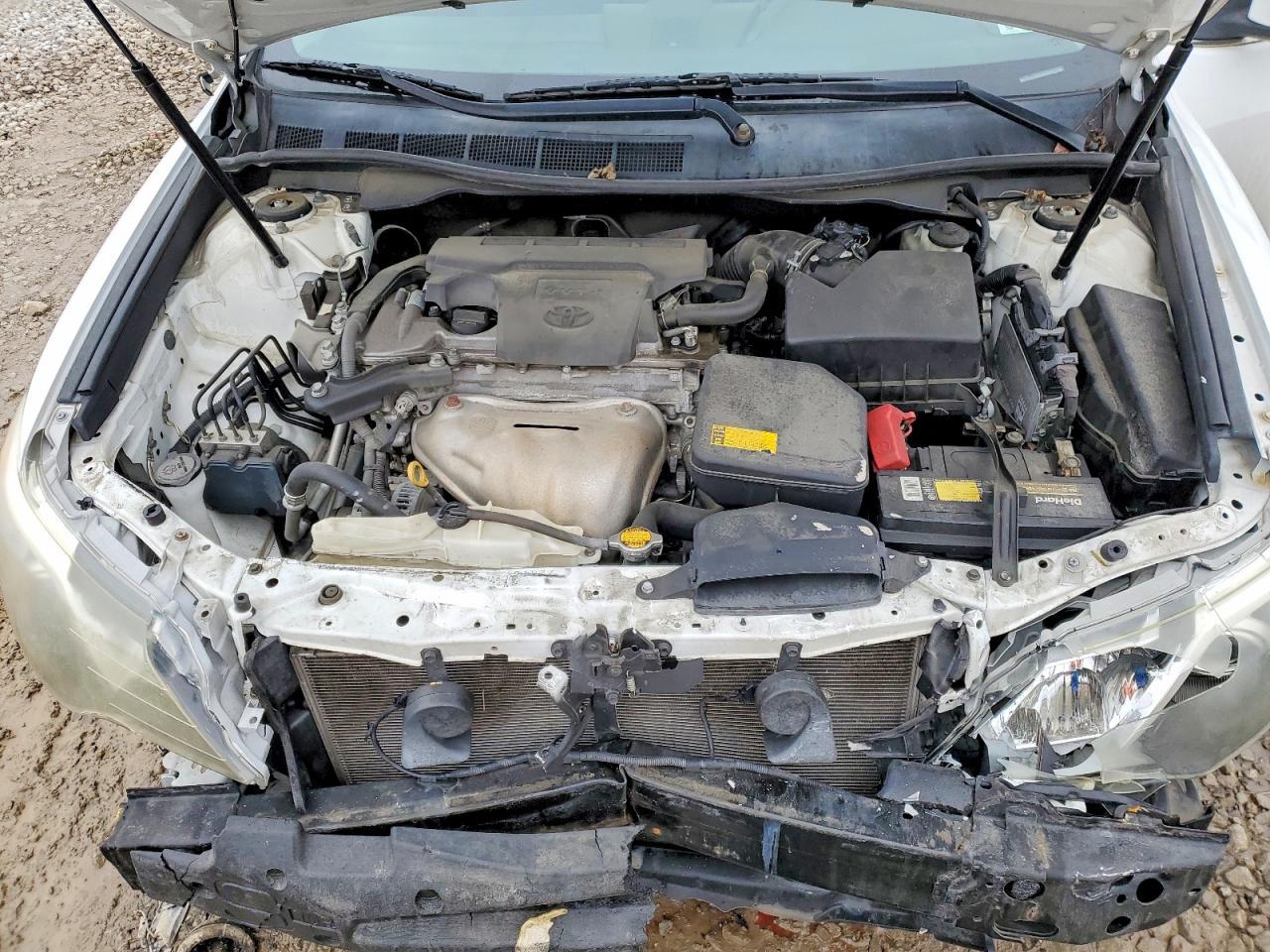2014 TOYOTA CAMRY