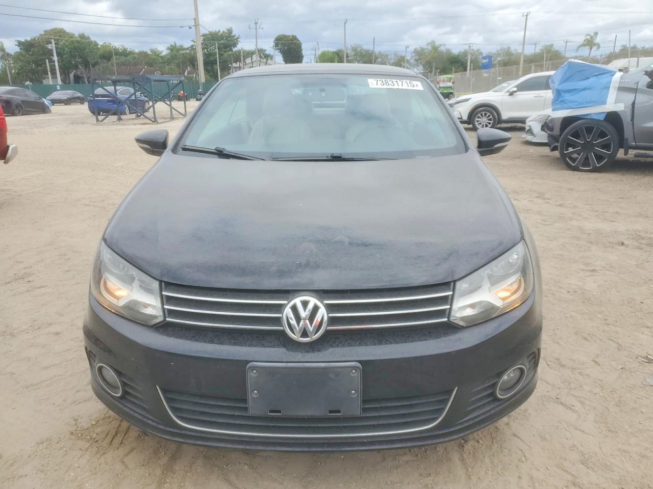 2013 VOLKSWAGEN EOS