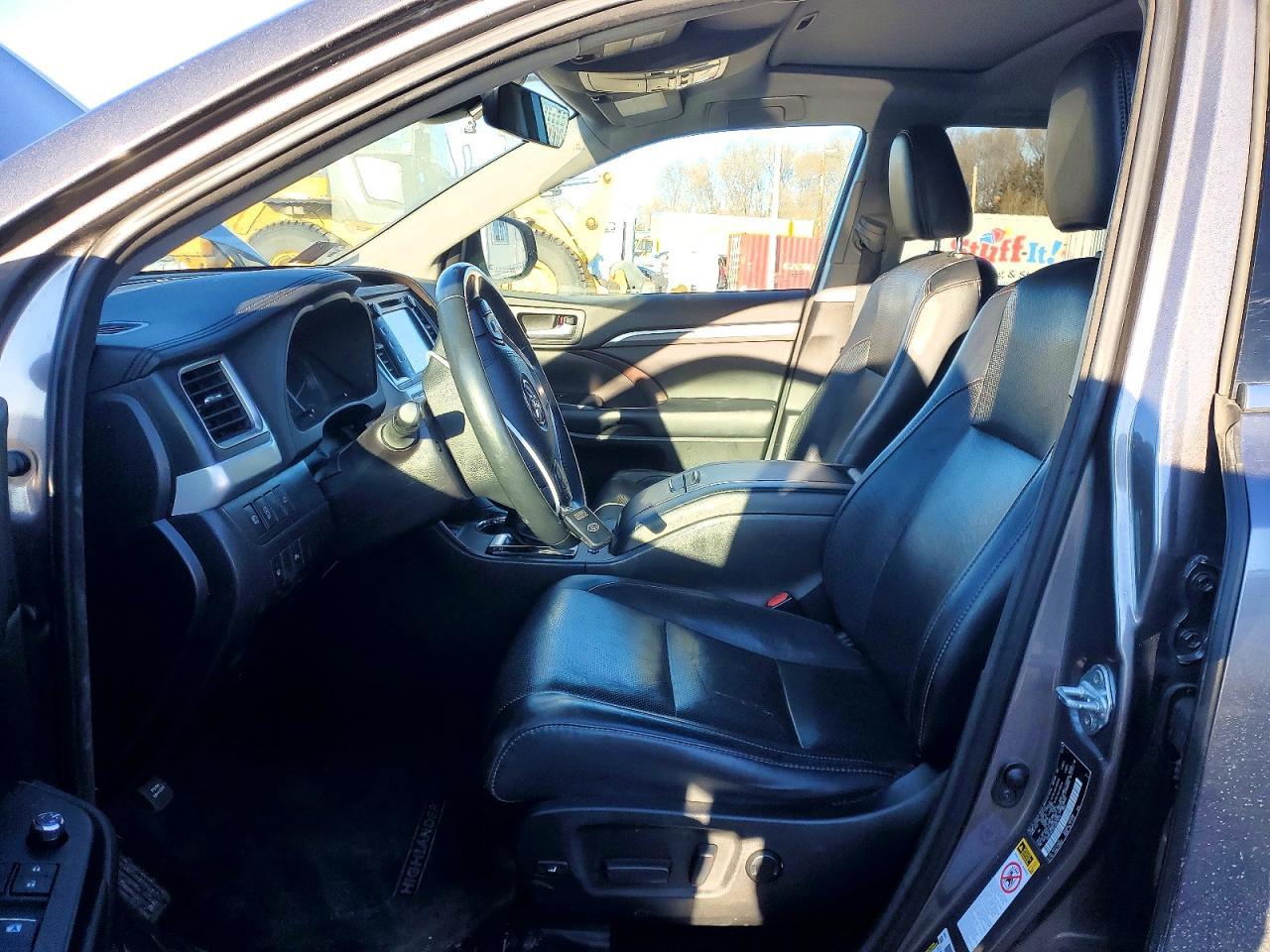2018 TOYOTA HIGHLANDER