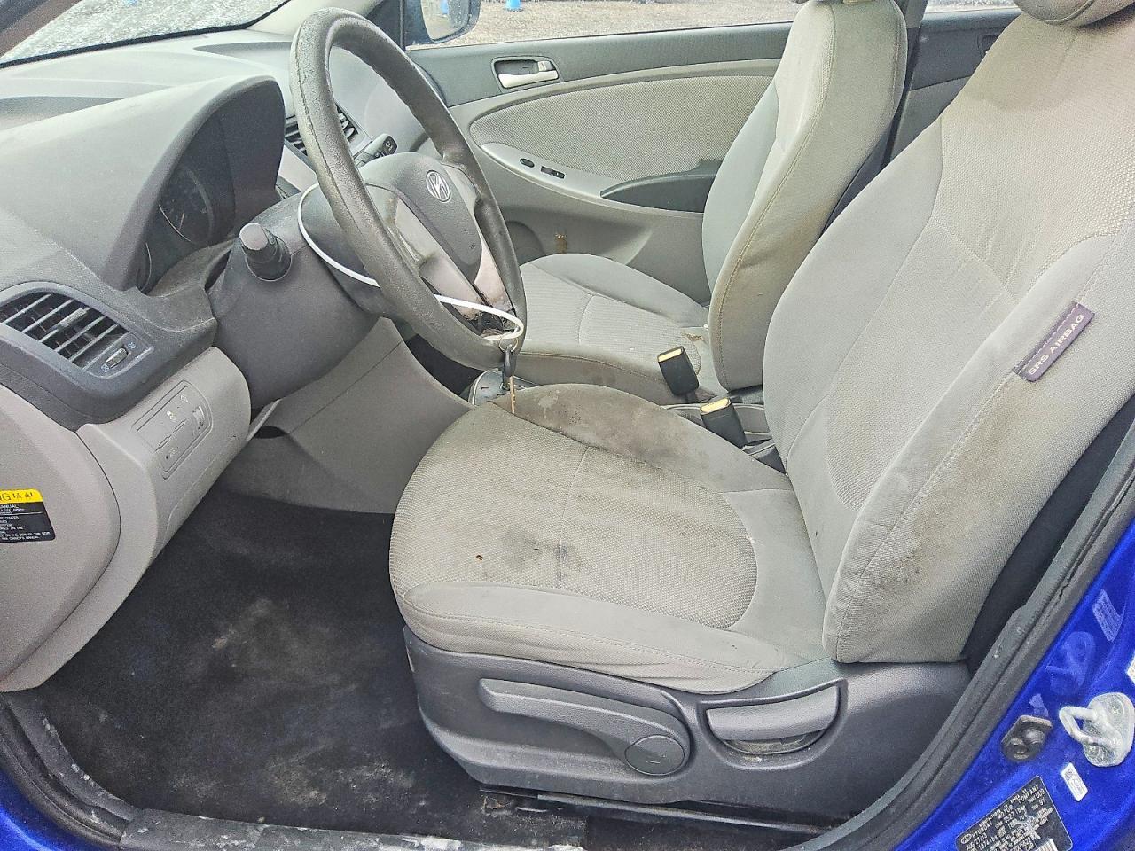 2013 HYUNDAI ACCENT