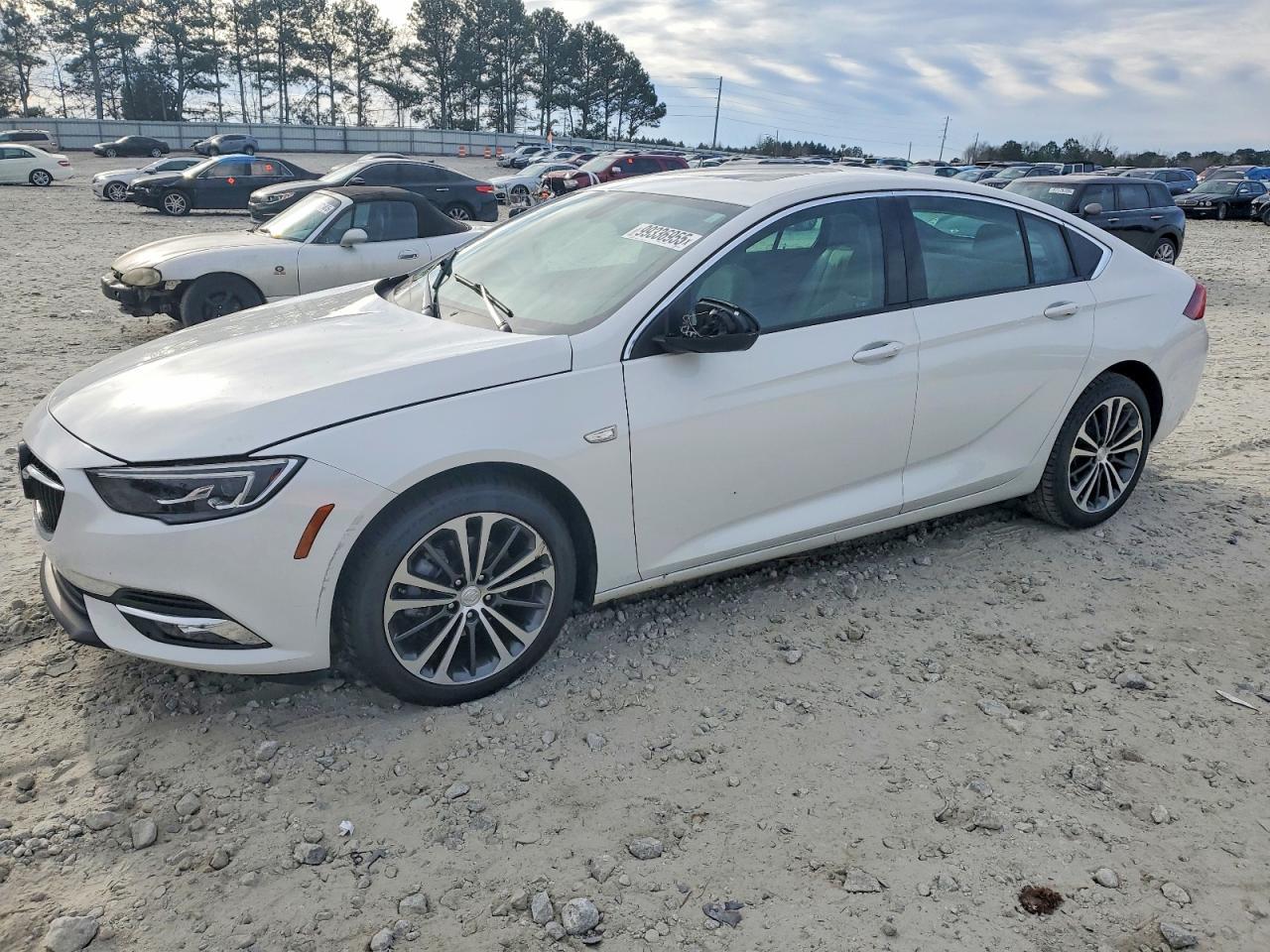 2018 BUICK Regal