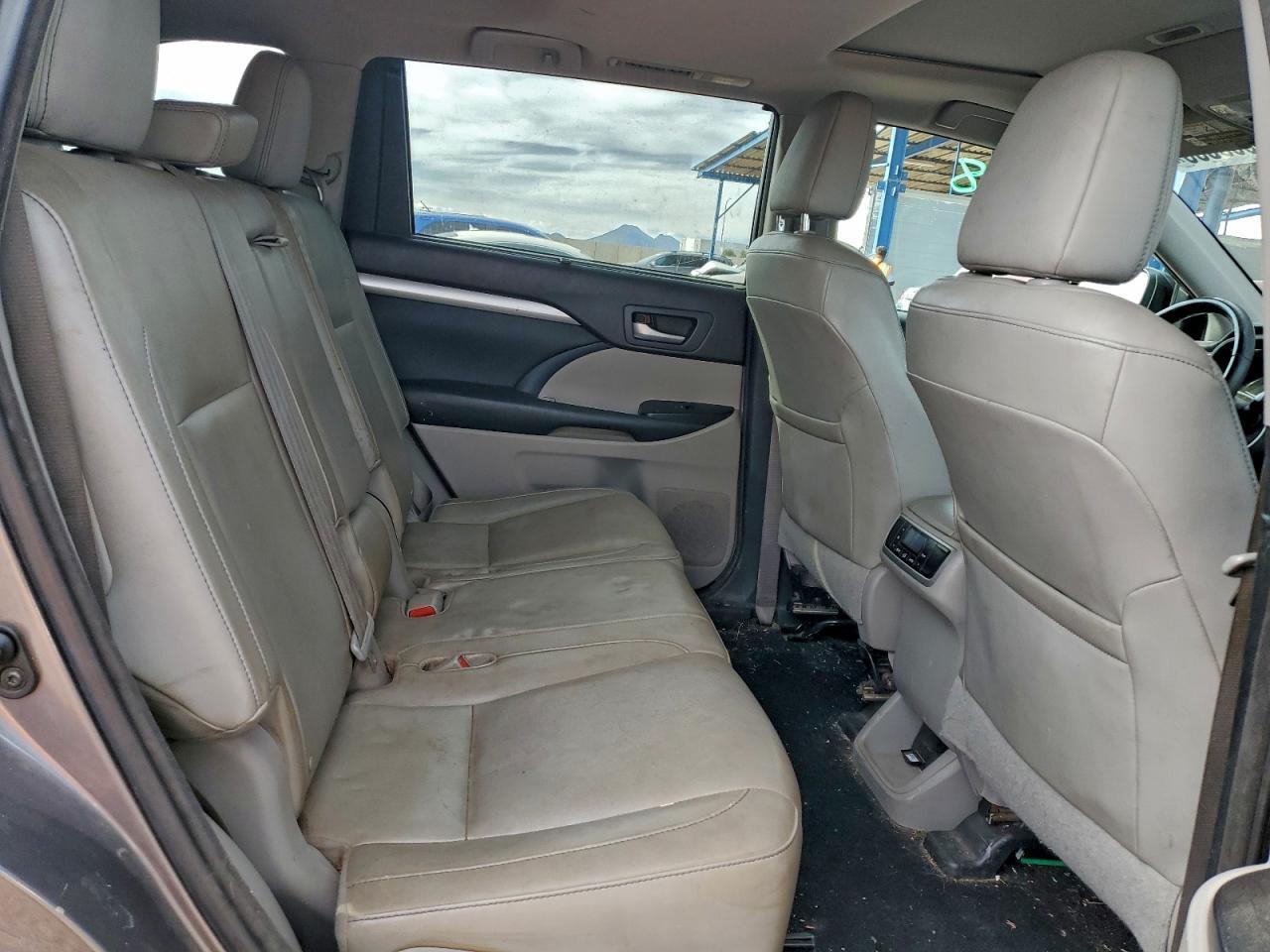 2015 TOYOTA HIGHLANDER