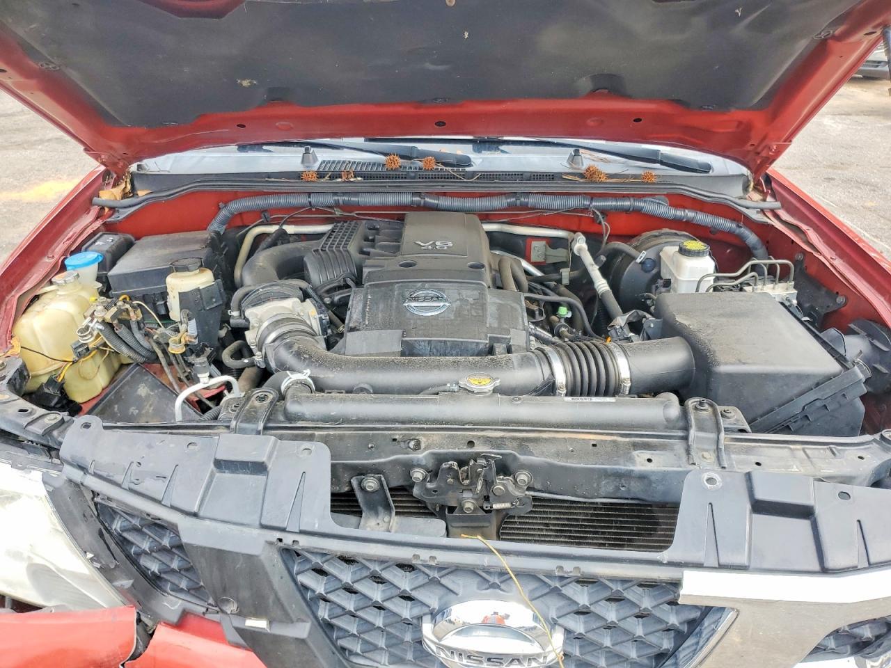 2012 NISSAN Frontier