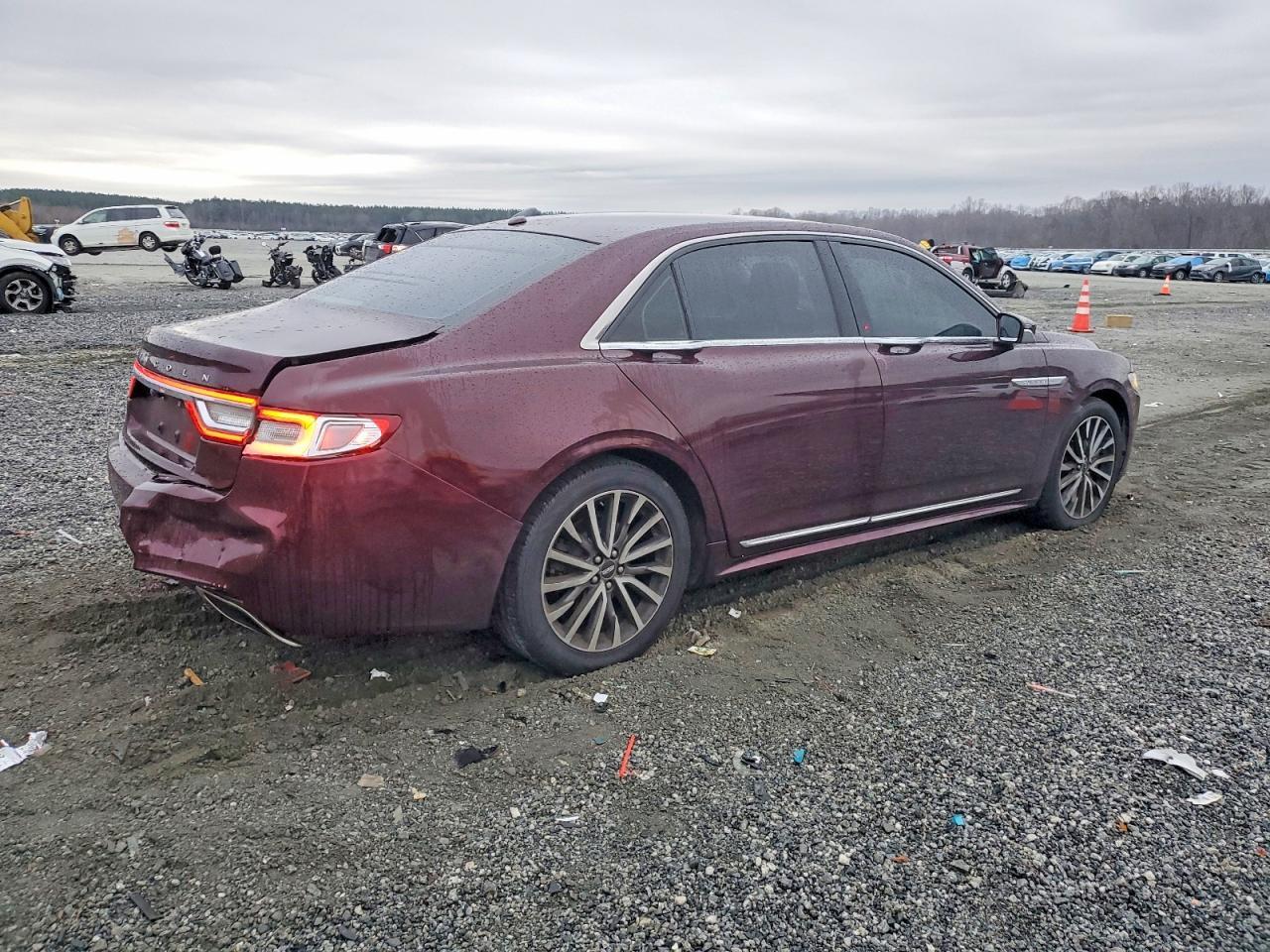 2017 LINCOLN Continental